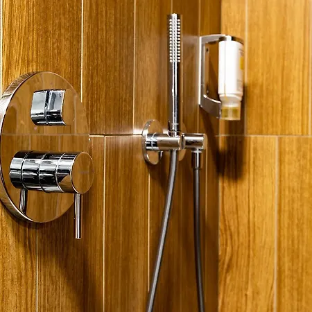 Olimp Business & ホテル 3*